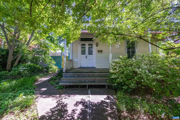 Charlottesville, VA 22902,708 LOCUST AVE