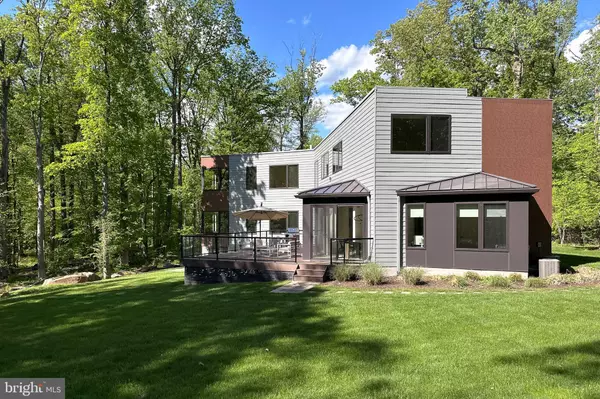 Princeton, NJ 08540,8 GARRETT LANE