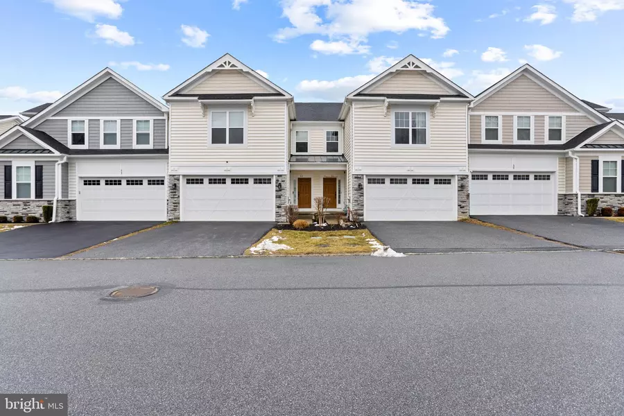 52 HUNTERS LN, Glen Mills, PA 19342