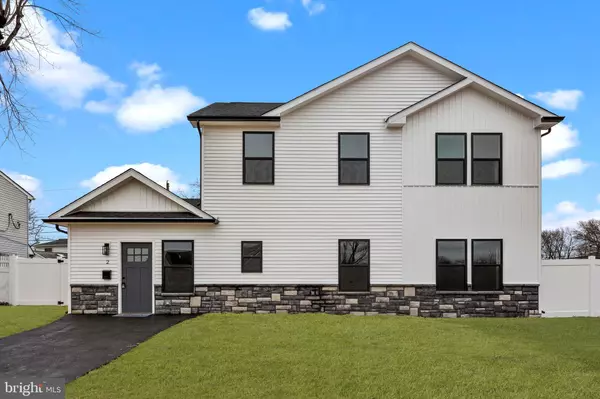 Levittown, PA 19054,2 NEARWOOD LN