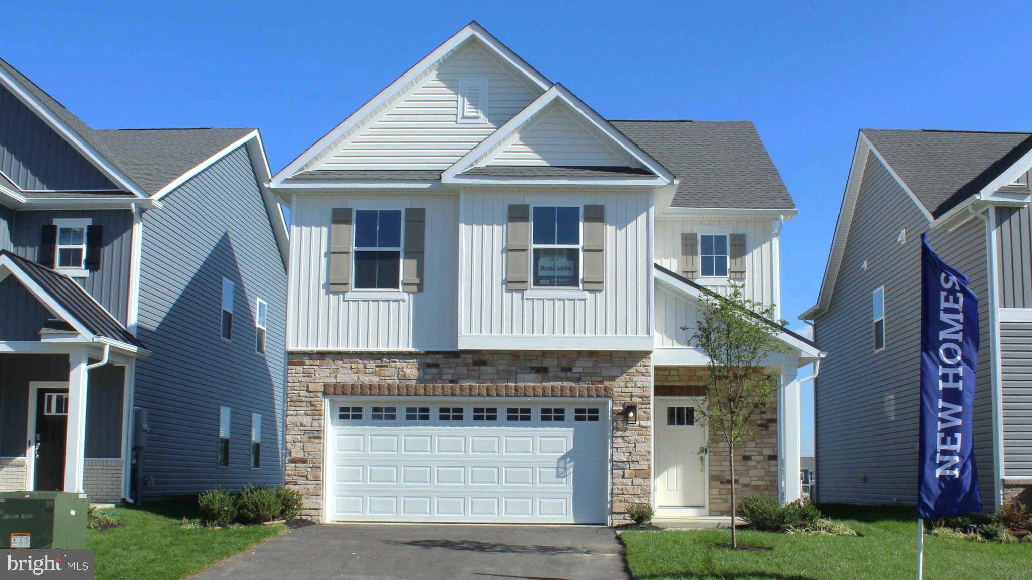 105 MONACAN ST, Winchester, VA 22602