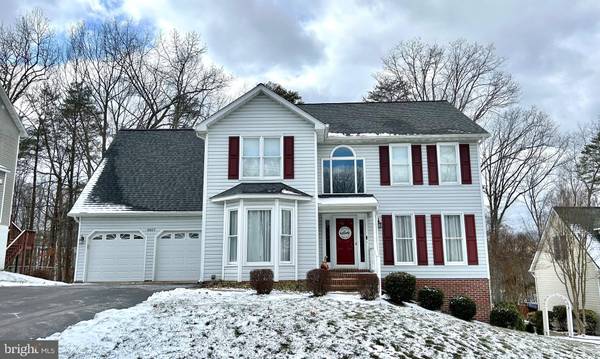 9807 FENDALE LN, Fredericksburg, VA 22408