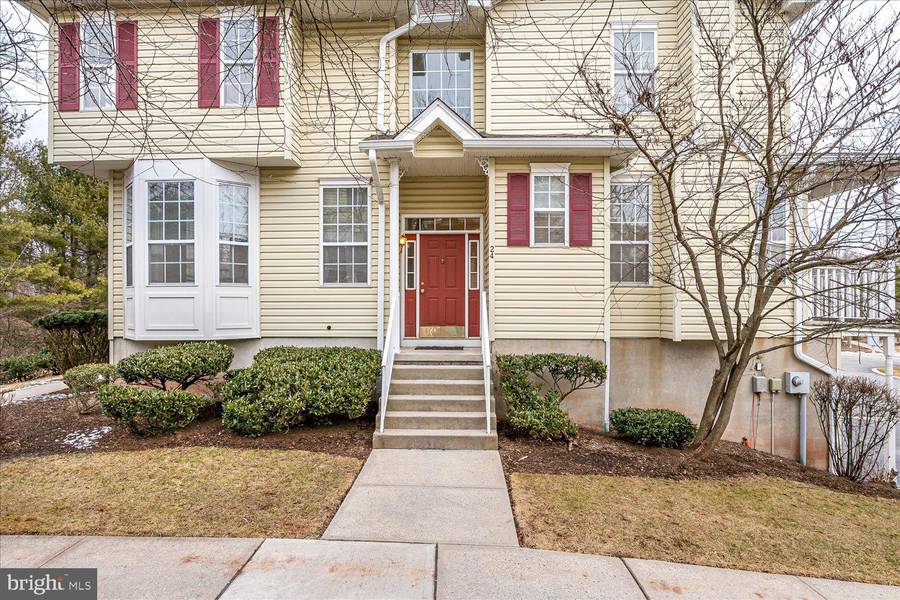 24 KENTWORTH CT, Flemington, NJ 08822