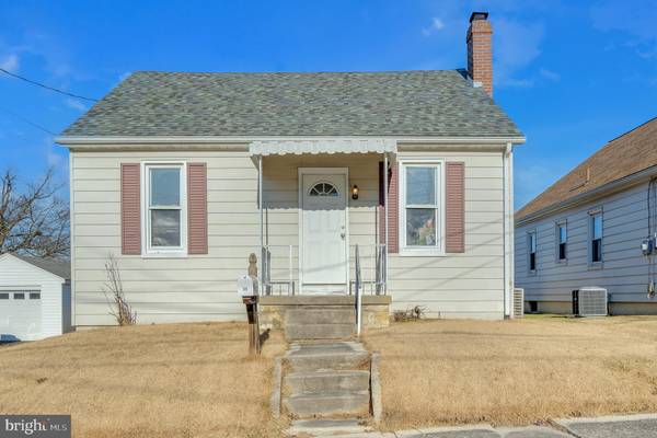 59 JAMES AVE, Littlestown, PA 17340