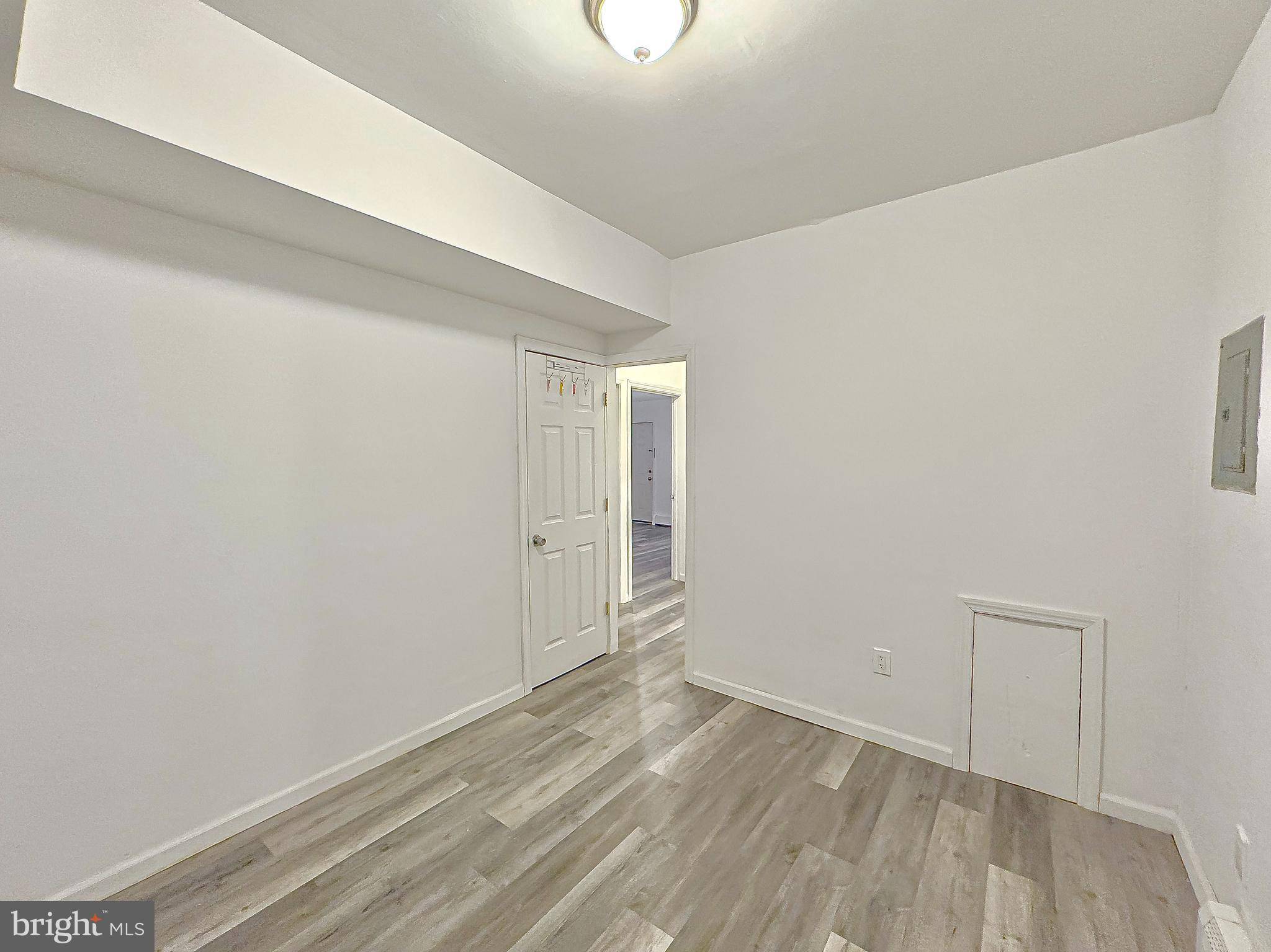 Laurel Springs, NJ 08021,38 BROADWAY #A