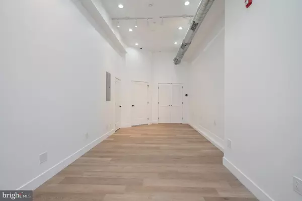 Philadelphia, PA 19104,4432 LANCASTER AVE #0