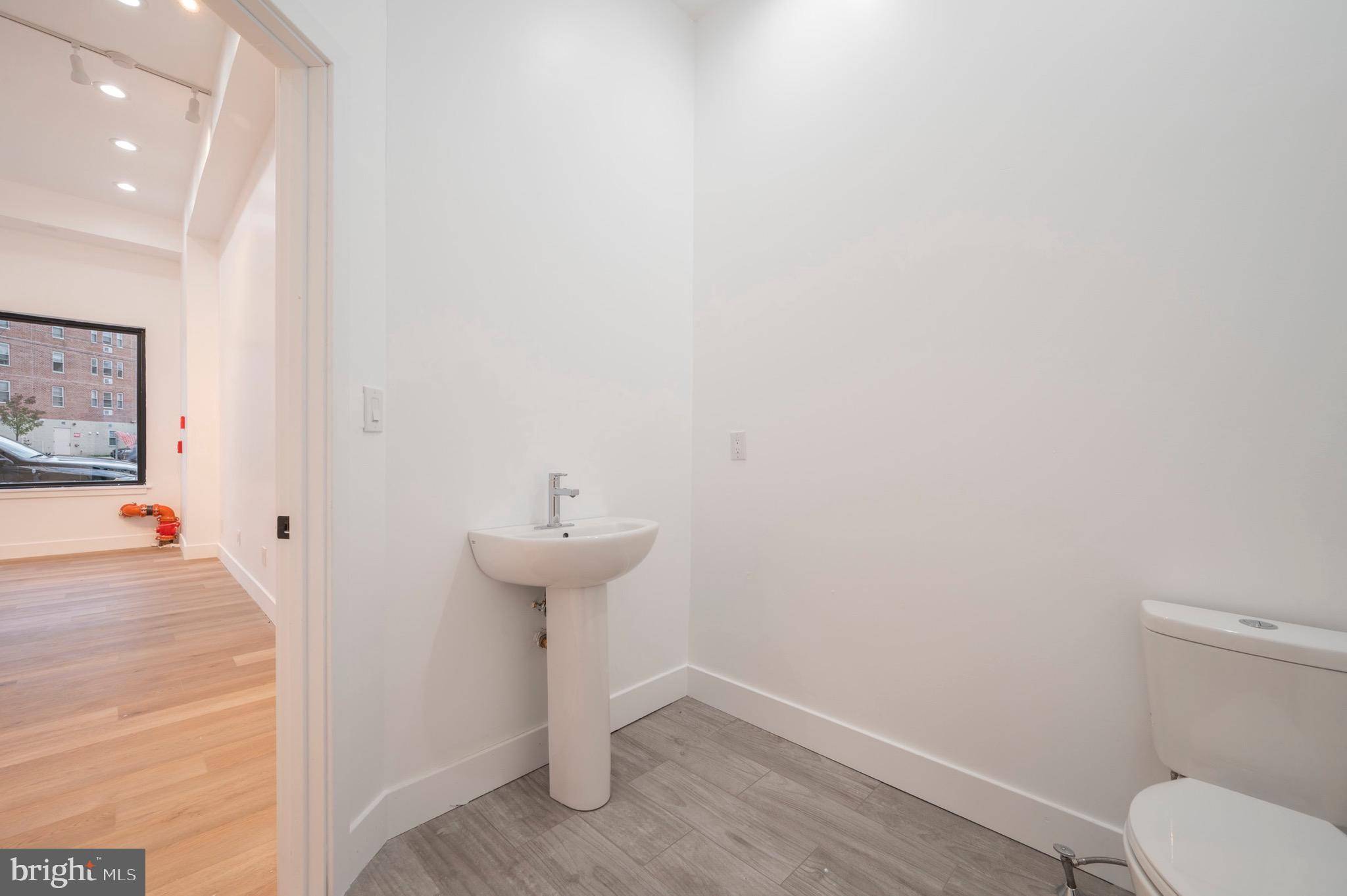 Philadelphia, PA 19104,4432 LANCASTER AVE #0