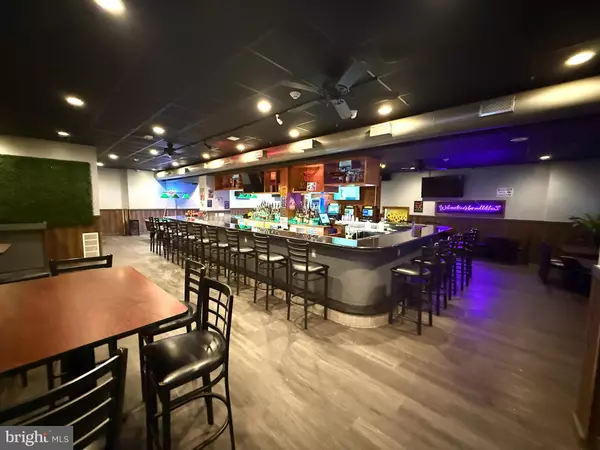 Drexel Hill, PA 19026,413-415 BURMONT RD