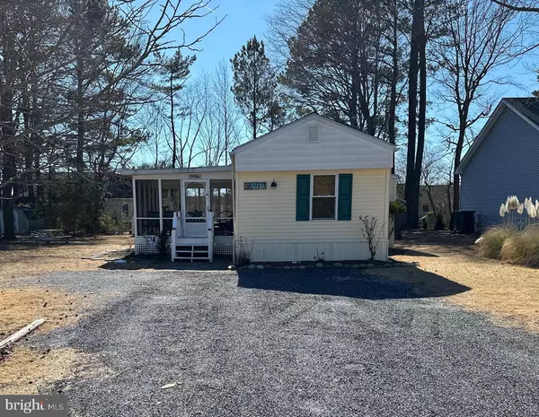 Ocean View, DE 19970,37138 PINEWOOD RD