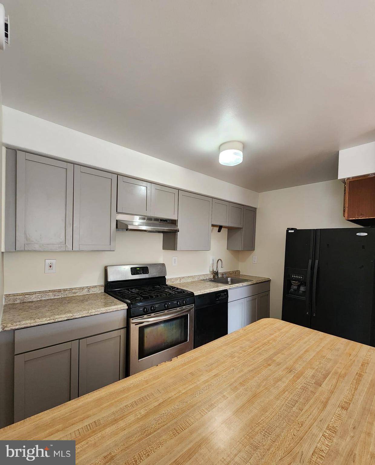 157 MEADOWBROOK LN #2, Brookhaven, PA 19015