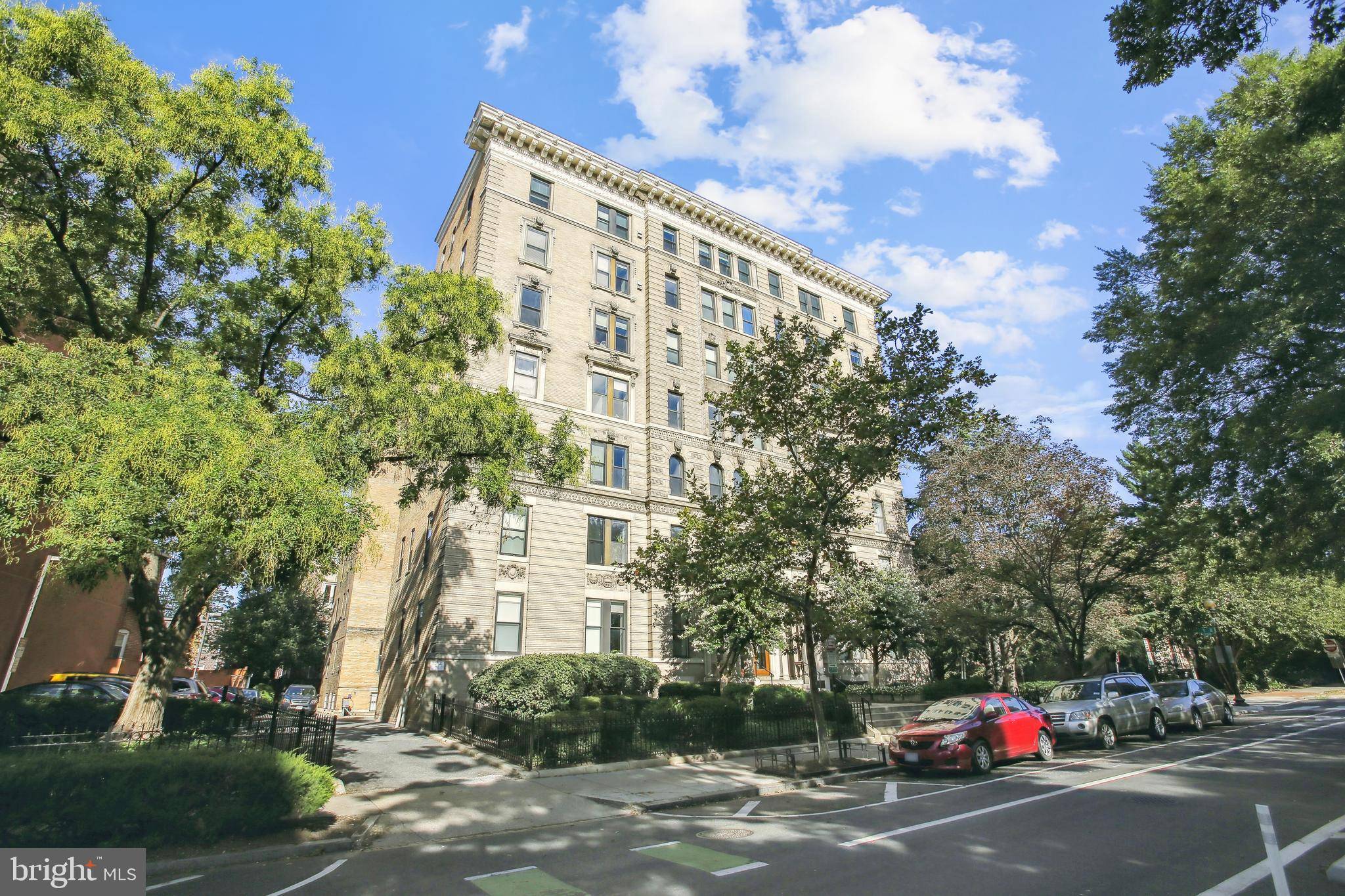 Washington, DC 20009,1830 17TH ST NW #204