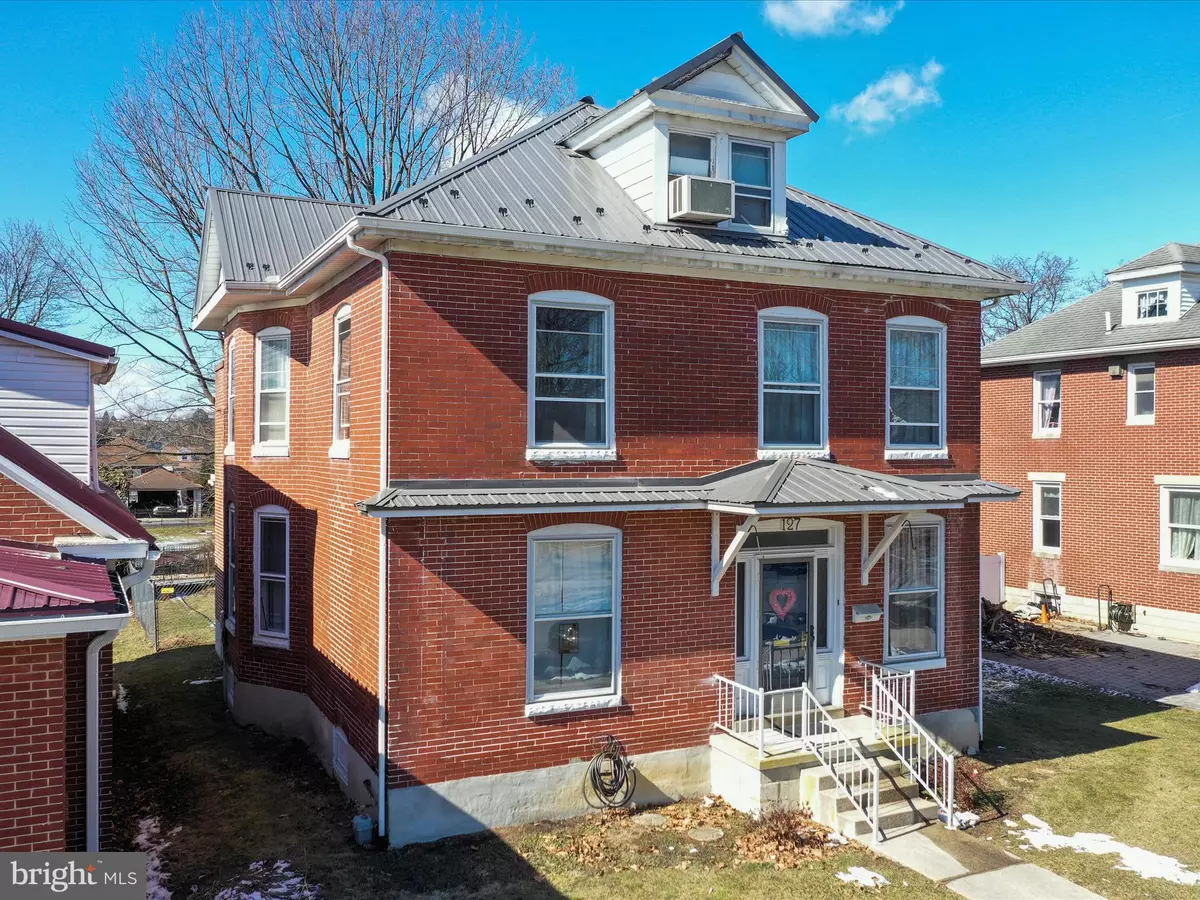 Chambersburg, PA 17201,127 GLEN STREET