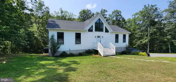 Berkeley Springs, WV 25411,249 FAIRVIEW OAKS LN