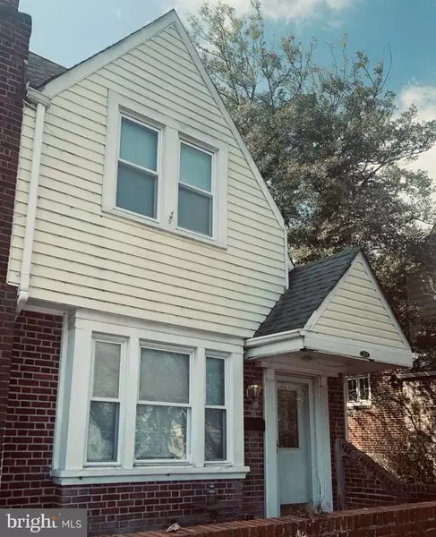 2239 LAKE AVE, Baltimore, MD 21213