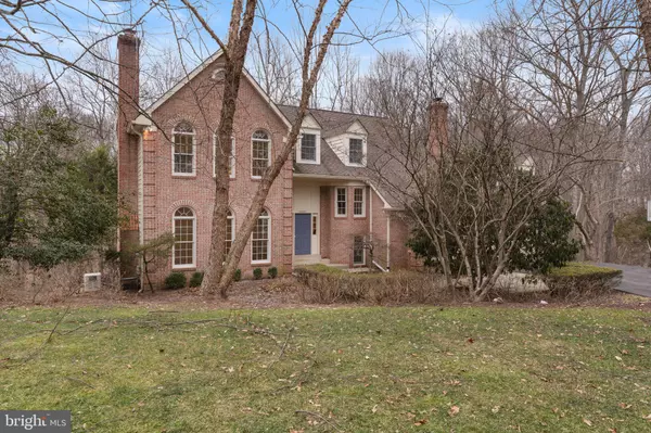 Oakton, VA 22124,10697 OAKTON RIDGE CT