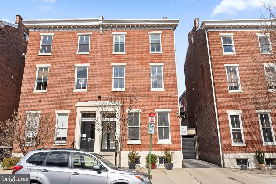 1613 GREEN ST #2, Philadelphia, PA 19130