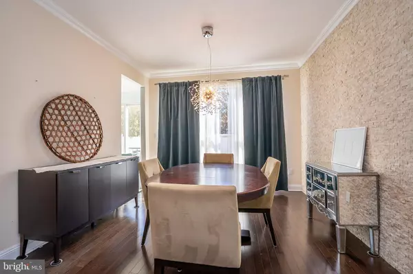 Kendall Park, NJ 08824,10 STANFORD DR