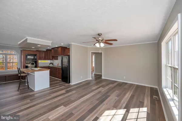 Rhoadesville, VA 22542,5438 DOG PATCH LN