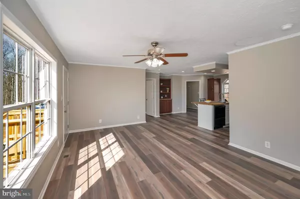 Rhoadesville, VA 22542,5438 DOG PATCH LN