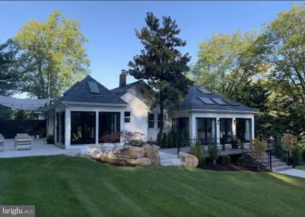 15841 YORK RD, Sparks, MD 21152