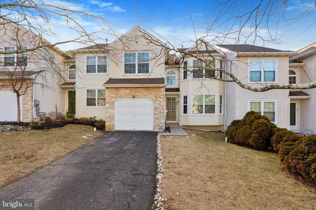 Ambler, PA 19002,220 PRIMROSE LN