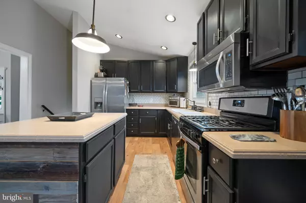Tuckerton, NJ 08087,42 CEDARBROOK LN