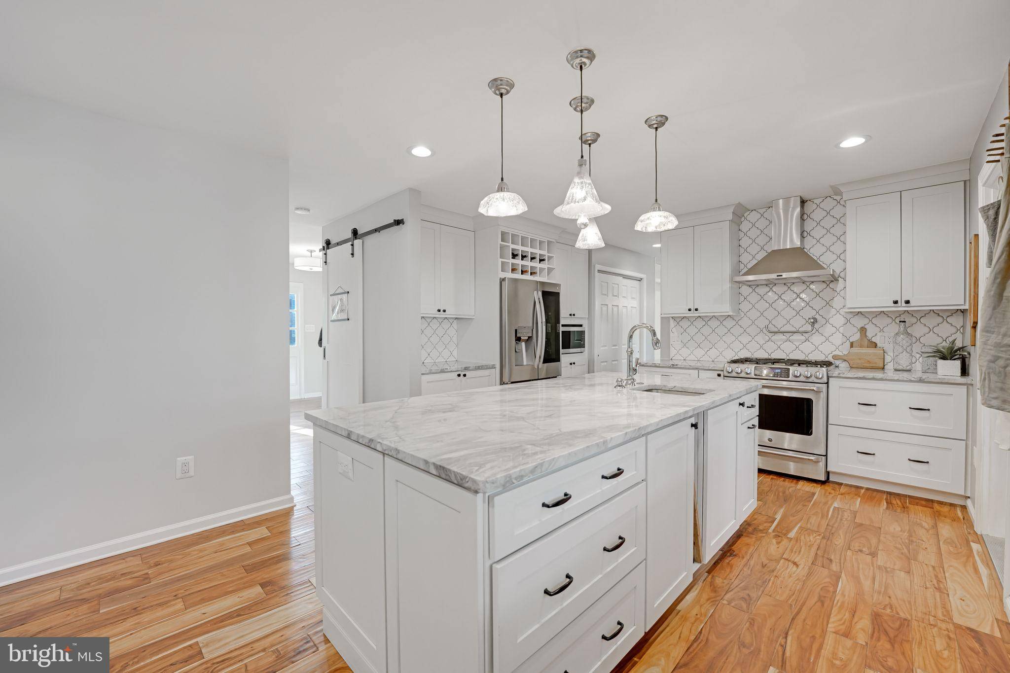 Fairfax Station, VA 22039,6020 MAKELY DR
