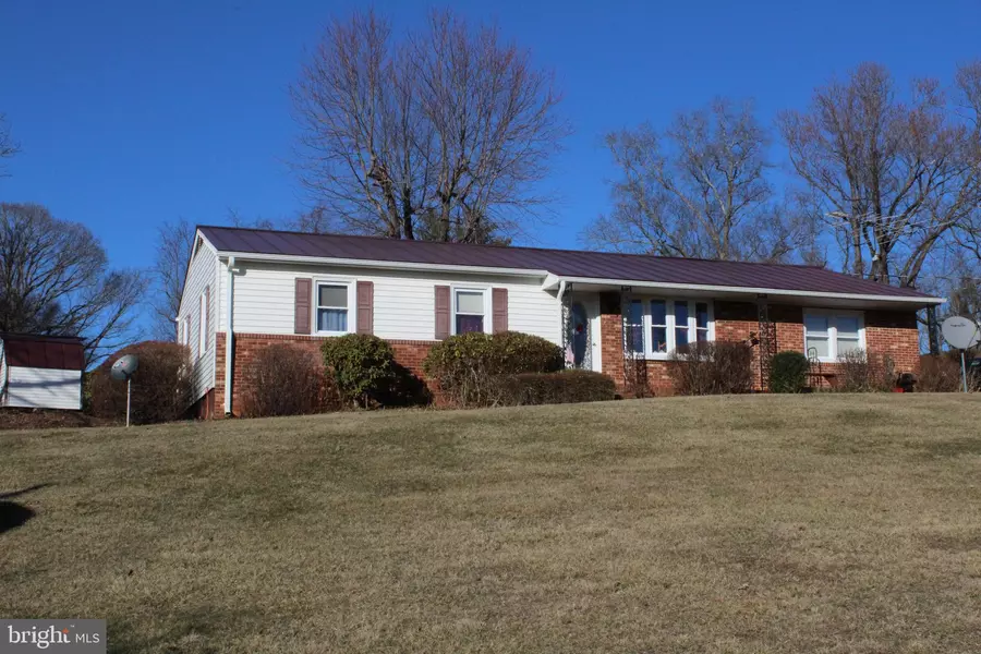 177 CHURCH HILL RD, Etlan, VA 22719