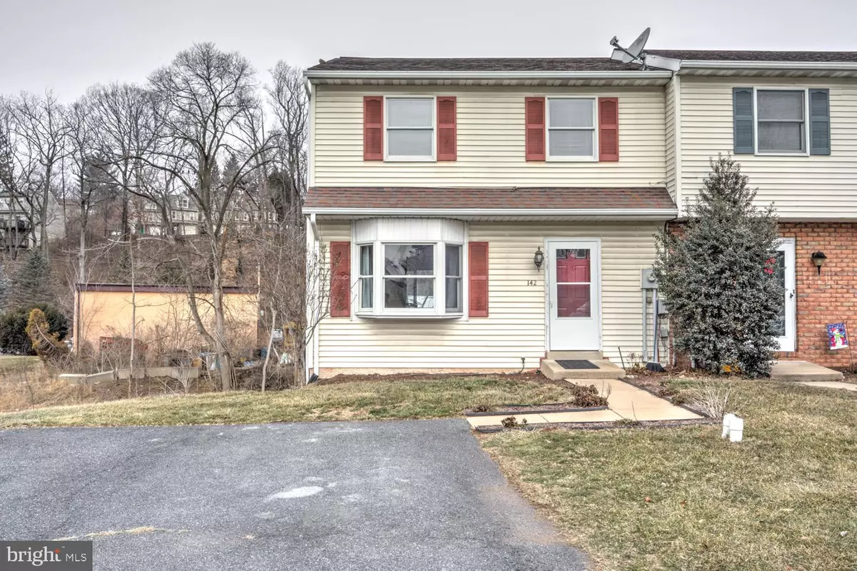 Ephrata, PA 17522,142 GREGG CIR