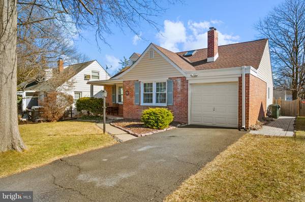 Glenside, PA 19038,737 COTTAGE RD