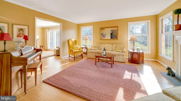 Ambler, PA 19002,116 BRIDLE LN