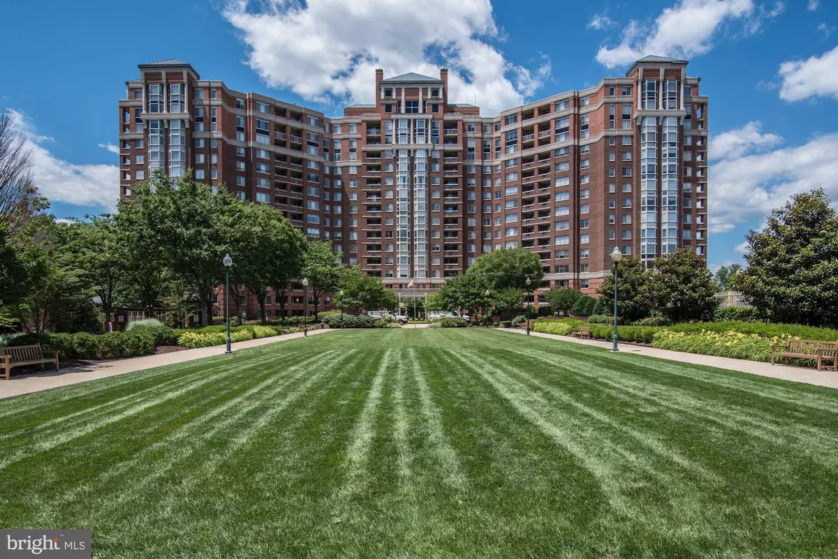 North Bethesda, MD 20852,5809 NICHOLSON LN #403