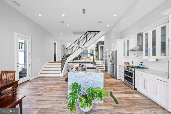 Philadelphia, PA 19128,266 KRAMS AVE