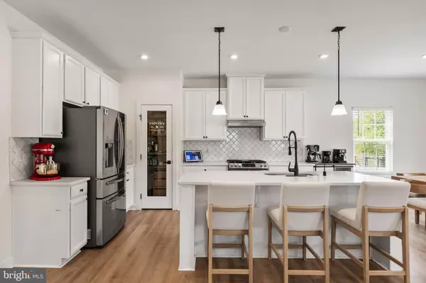 Williamstown, NJ 08094,209 SPRING BEAUTY DR