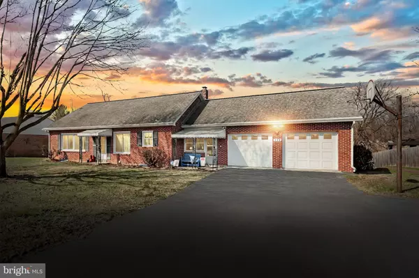 108 WATER ST, East Berlin, PA 17316