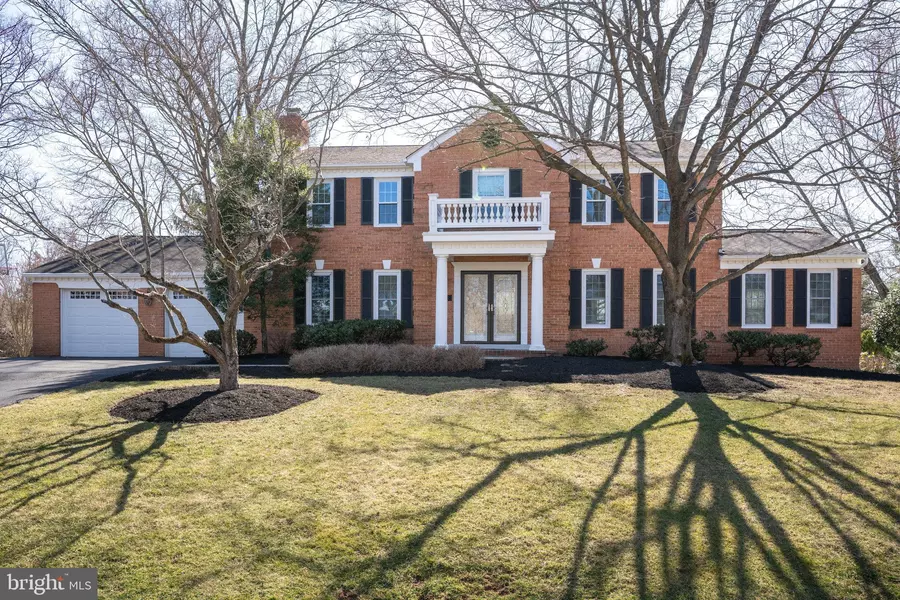 1008 CUP LEAF HOLLY CT, Great Falls, VA 22066