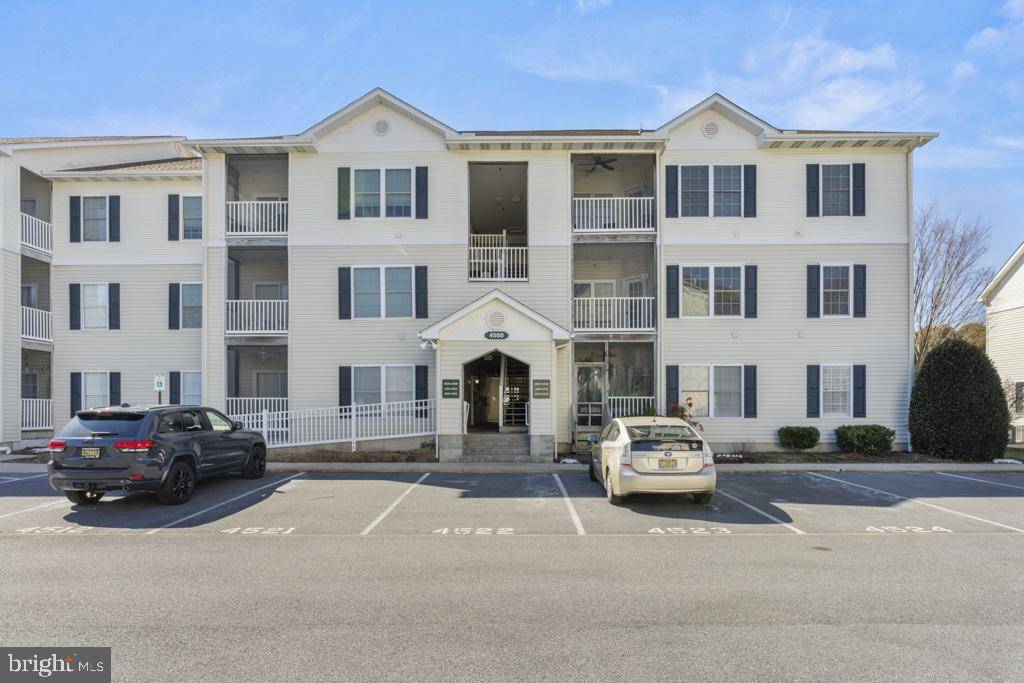 Rehoboth Beach, DE 19971,4500 SANDPIPER DR #16