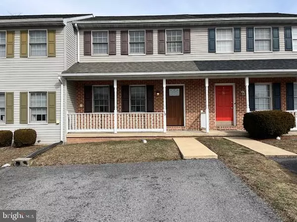 Elizabethtown, PA 17022,13 FOXFIELD LN