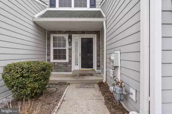Plymouth Meeting, PA 19462,305 DONNA DR