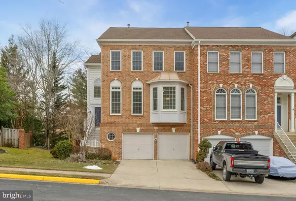 Vienna, VA 22181,9598 LAGERSFIELD CIR