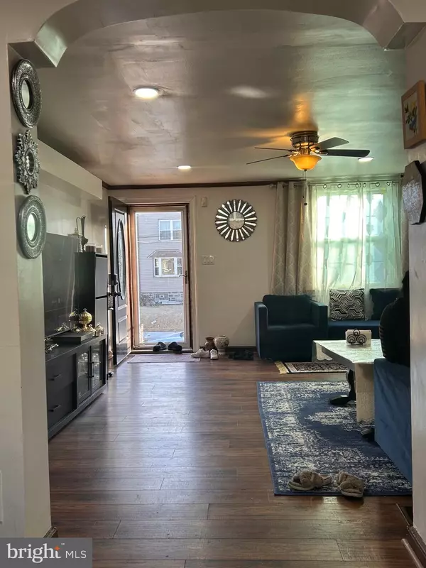 Philadelphia, PA 19145,2713 DUDLEY ST