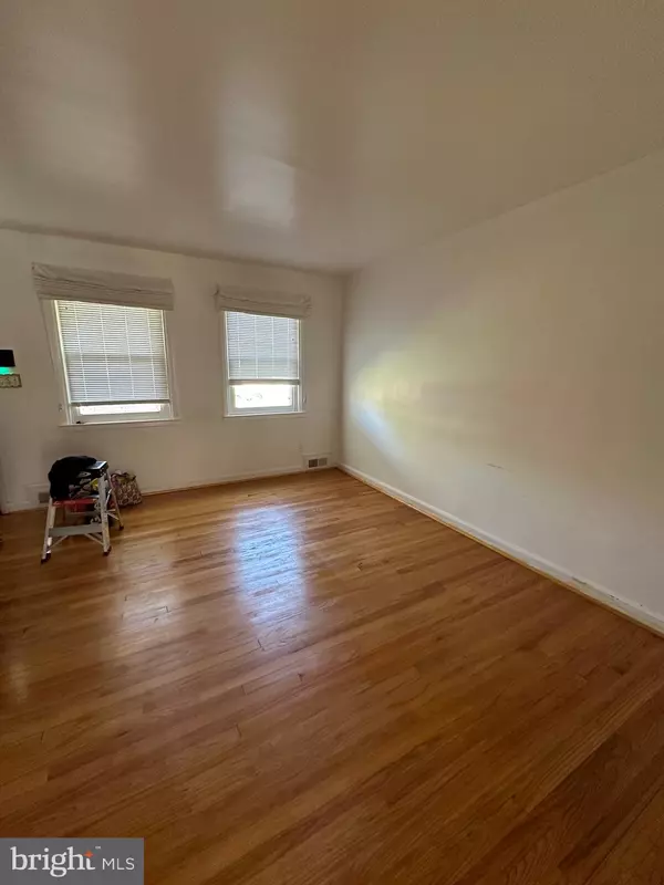 Baltimore, MD 21239,1209 E BELVEDERE AVE