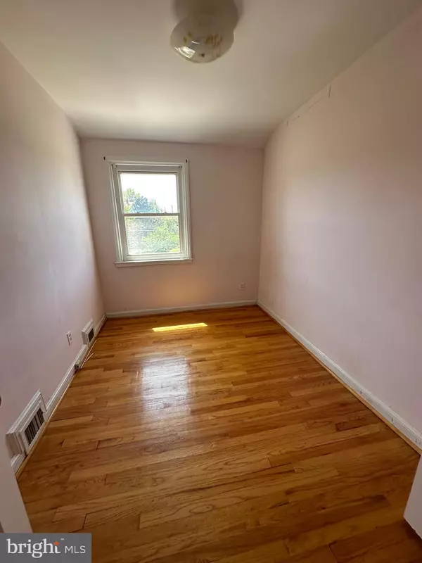 Baltimore, MD 21239,1209 E BELVEDERE AVE