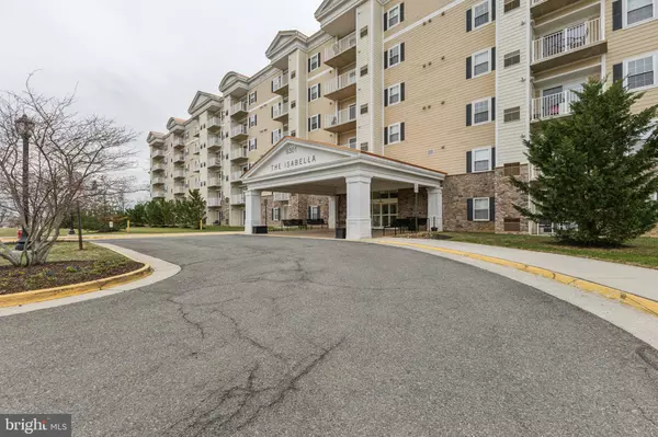 Alexandria, VA 22312,6301 EDSALL RD #513