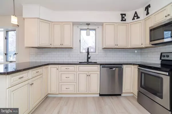 Levittown, PA 19057,56 ORANGEWOOD DR