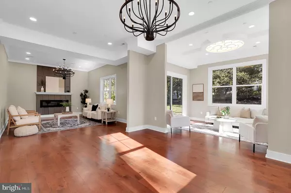 Kensington, MD 20895,10203 DRUMM AVE