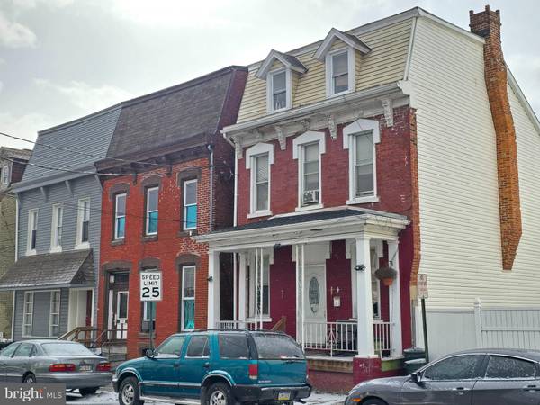 Lebanon, PA 17046,419 N 7TH ST