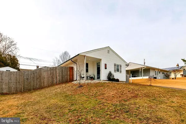 Levittown, PA 19054,11 TALL PINE LN