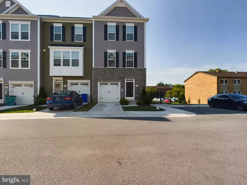 32 CHESTER CT, Middletown, MD 21769