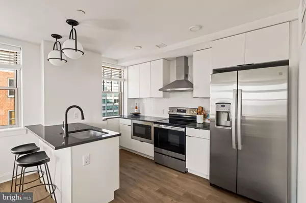 Philadelphia, PA 19103,301 S 19TH ST #202
